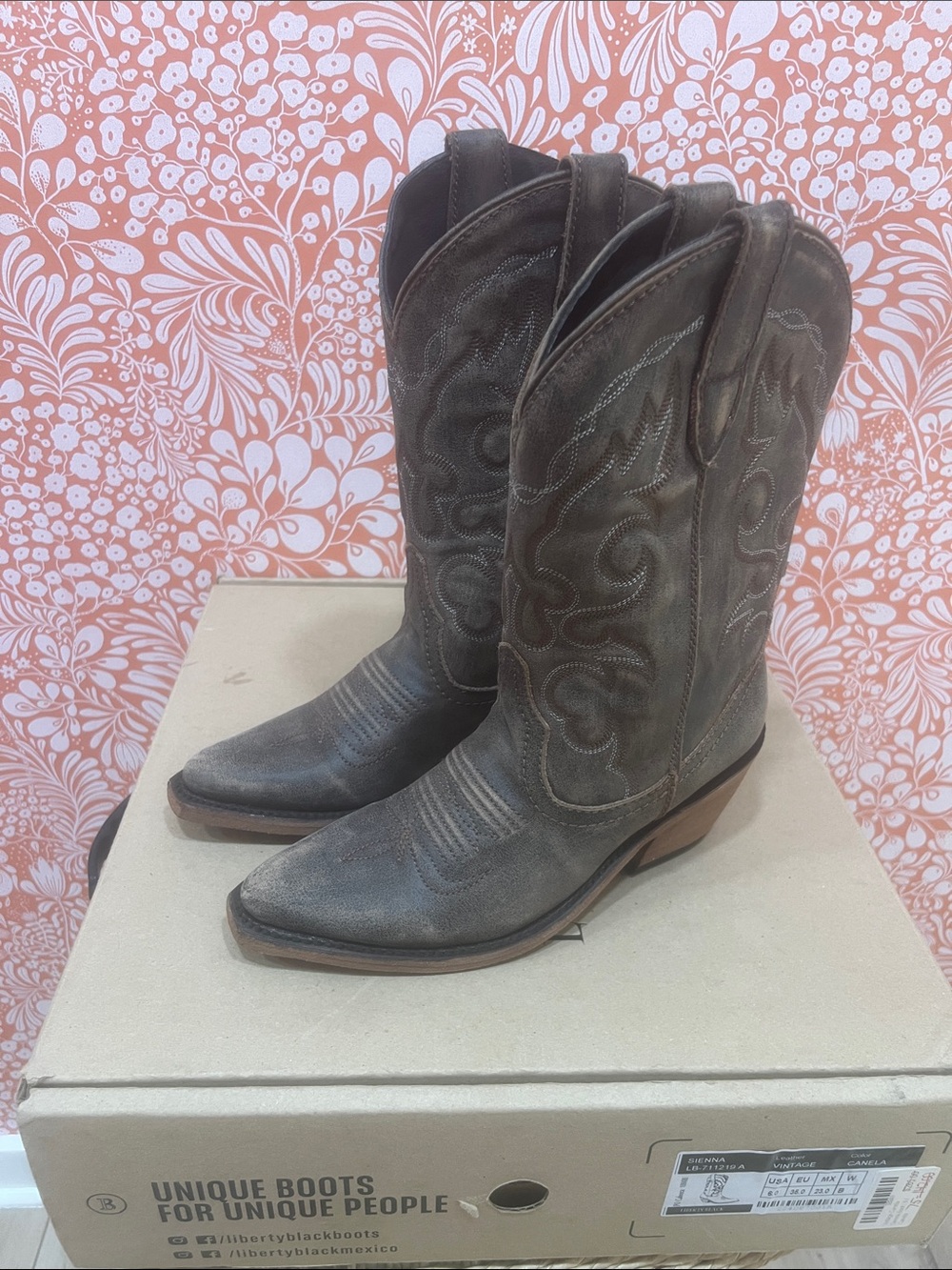 LIBERTY Black Sienna Classic Western Women's Brown Leather Cowboy Boots